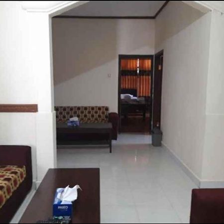 Mawar Bed And Breakfast Bajawa Exteriör bild